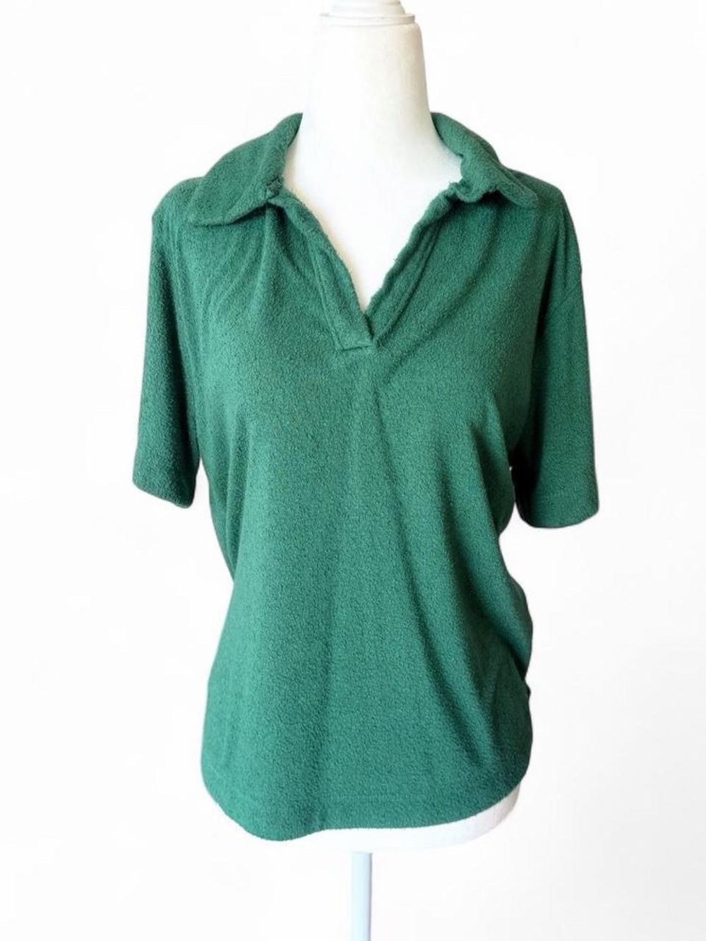 Classic Green Polo-Style Short Sleeve Top